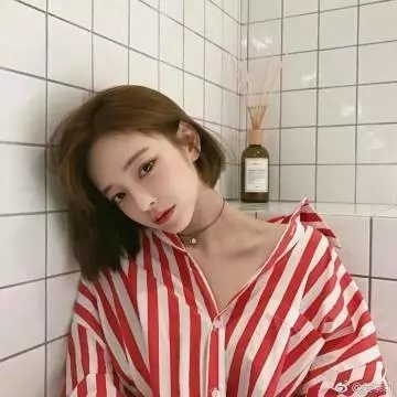 属鼠的夫人